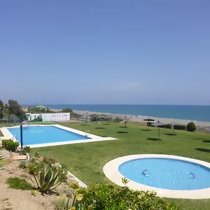 Сasa de vacaciones 2203-1st Line Beach House!aldea Beach, Manilva